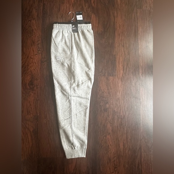 Men’s grey Nike Sweatpants - Picture 2 of 3
